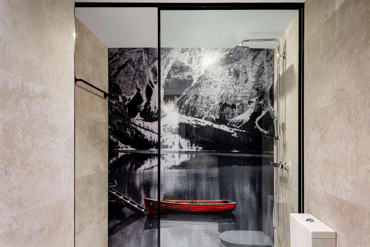 Standard Room - High Floor,1306524430:JPEG