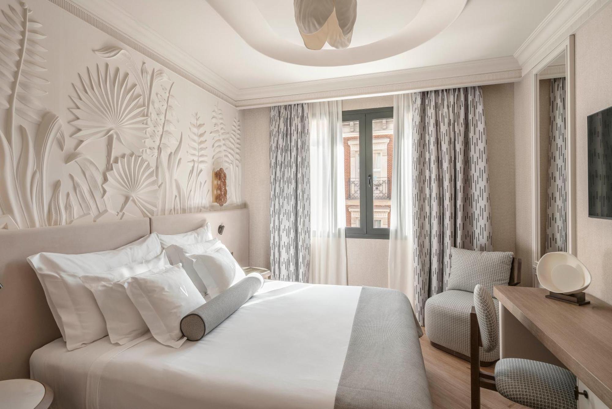 Deluxe Room,1661634324:JPEG