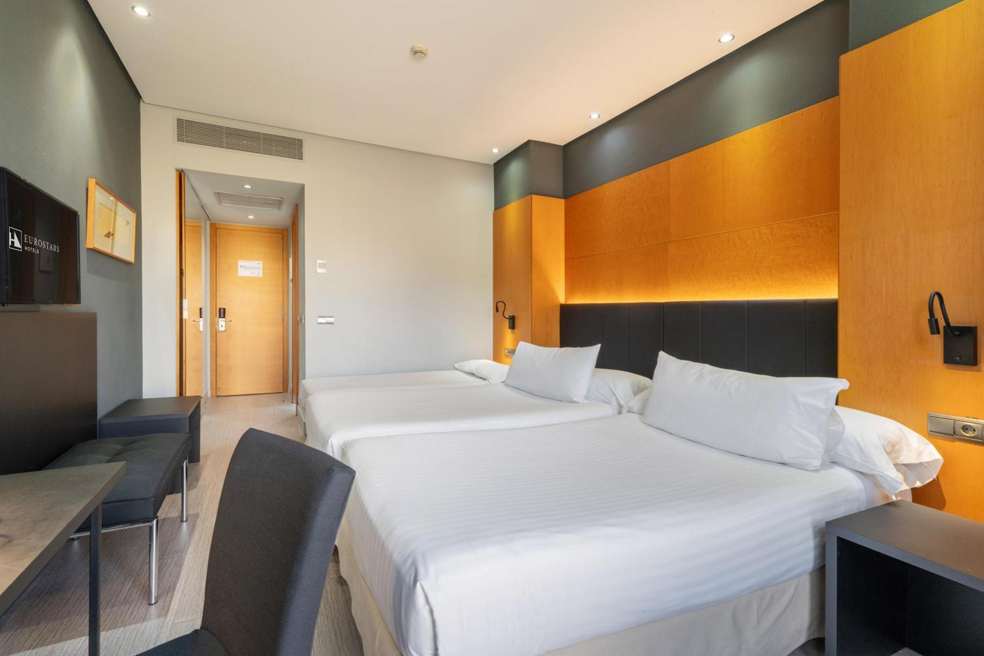Deluxe Double Room Extra Bed