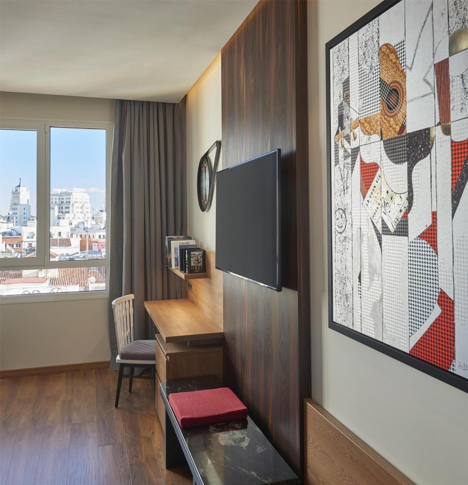 King Room with Balcony