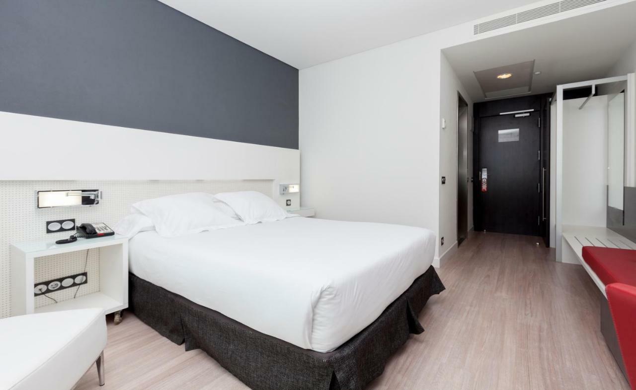 Double Room with Shuttle Service to Fairs and Congresses