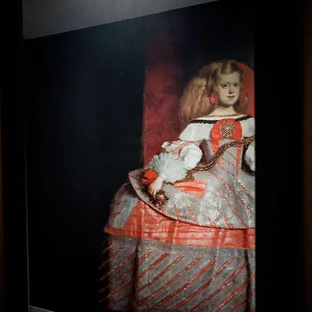 Hotel Meninas - Boutique Opera-3