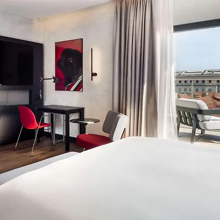 Radisson Red Madrid-2