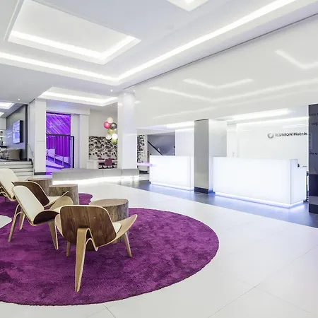 Ilunion Suites Madrid-3
