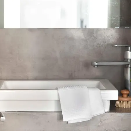 Eric Voekel Boutique Apartments - Madrid Suites-2